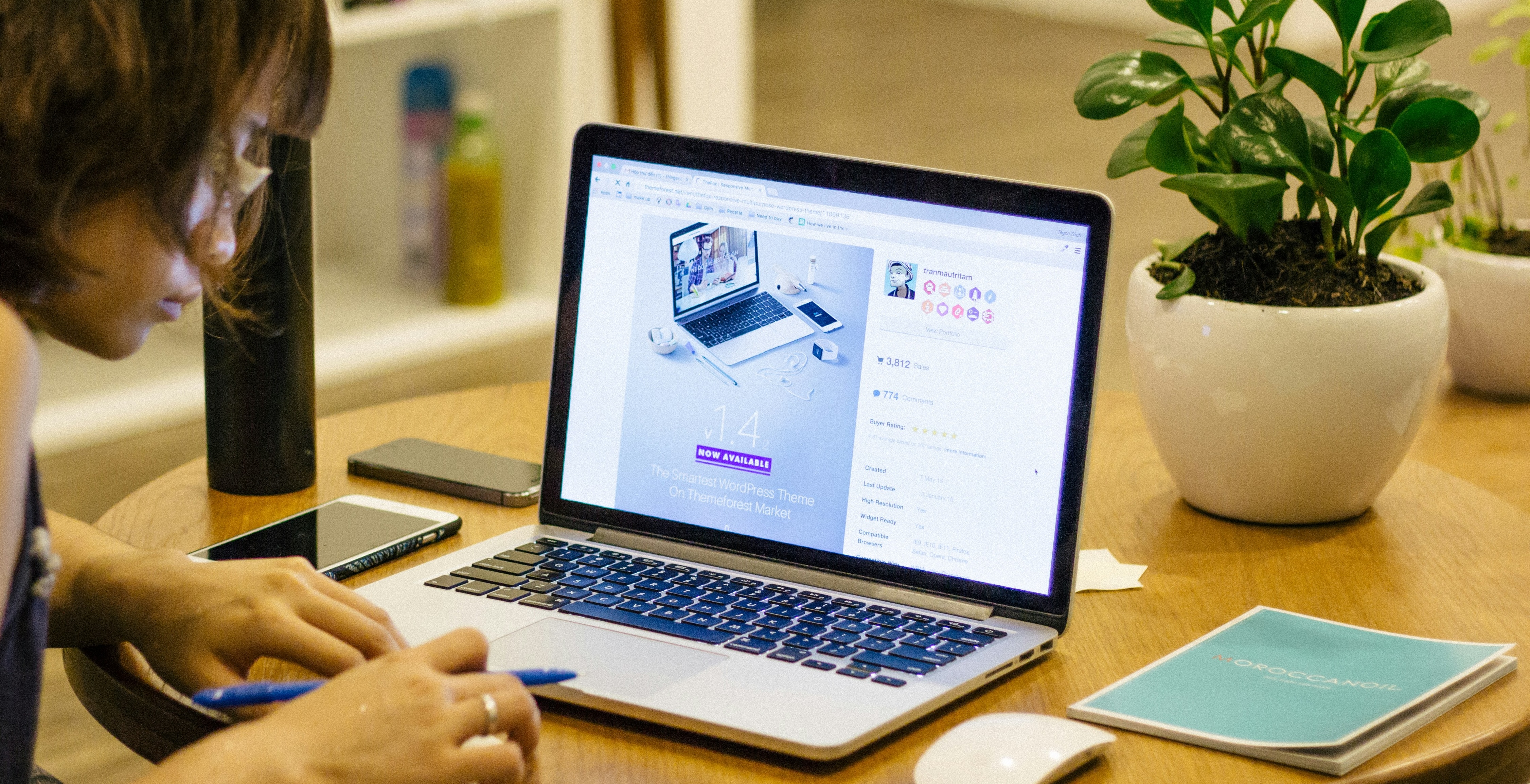 E-commerce & Marketplace Platforms